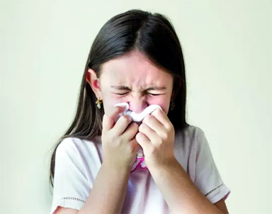 Influenza symptoms include fever, coughing, headache, sore throat and vomitting